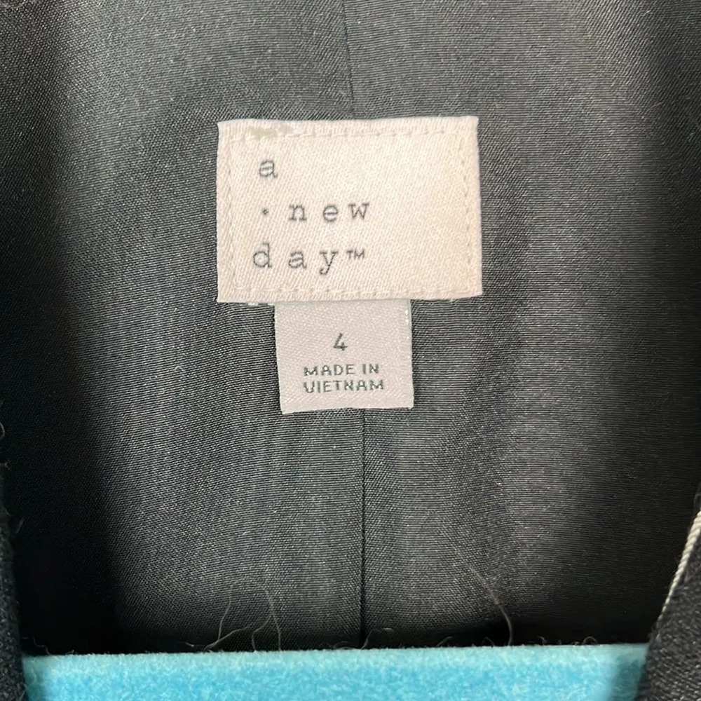 A New day and then blend black and white striped blazer size 4 lined - Image 2