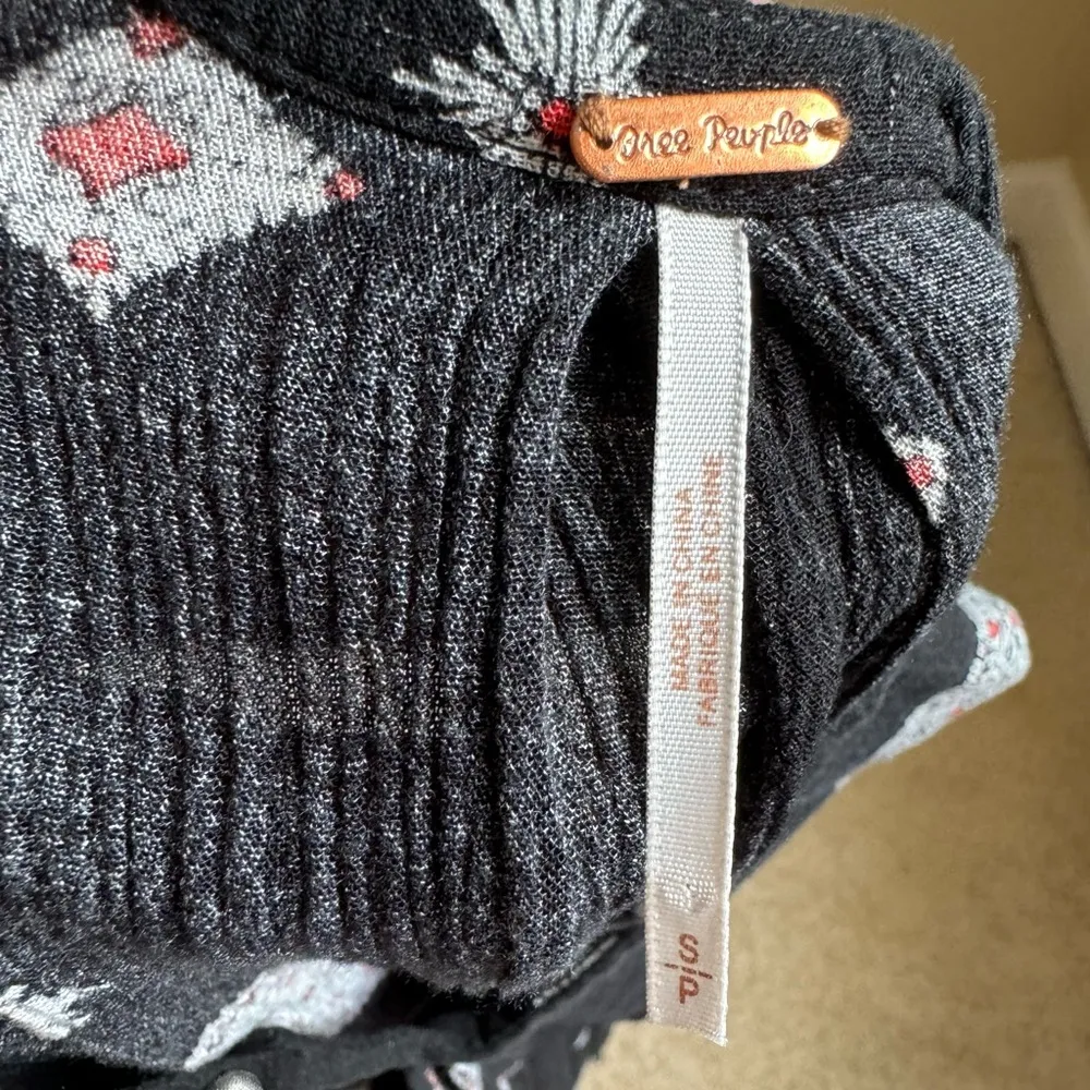 Snap Out of It Sleeveless Tree Swing Tunic Top/Mini Dress in Black - Image 8