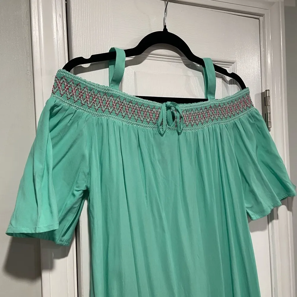 Caribbean Joe Size M Off the Shoulder Tie Neck Mint Green Pink Embroidered Dress - Image 6