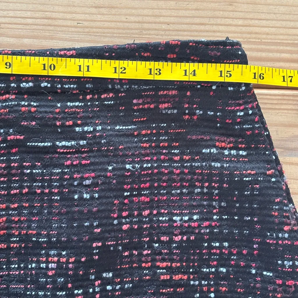 LOFT Black and Red Patterned Pencil Skirt - Image 7