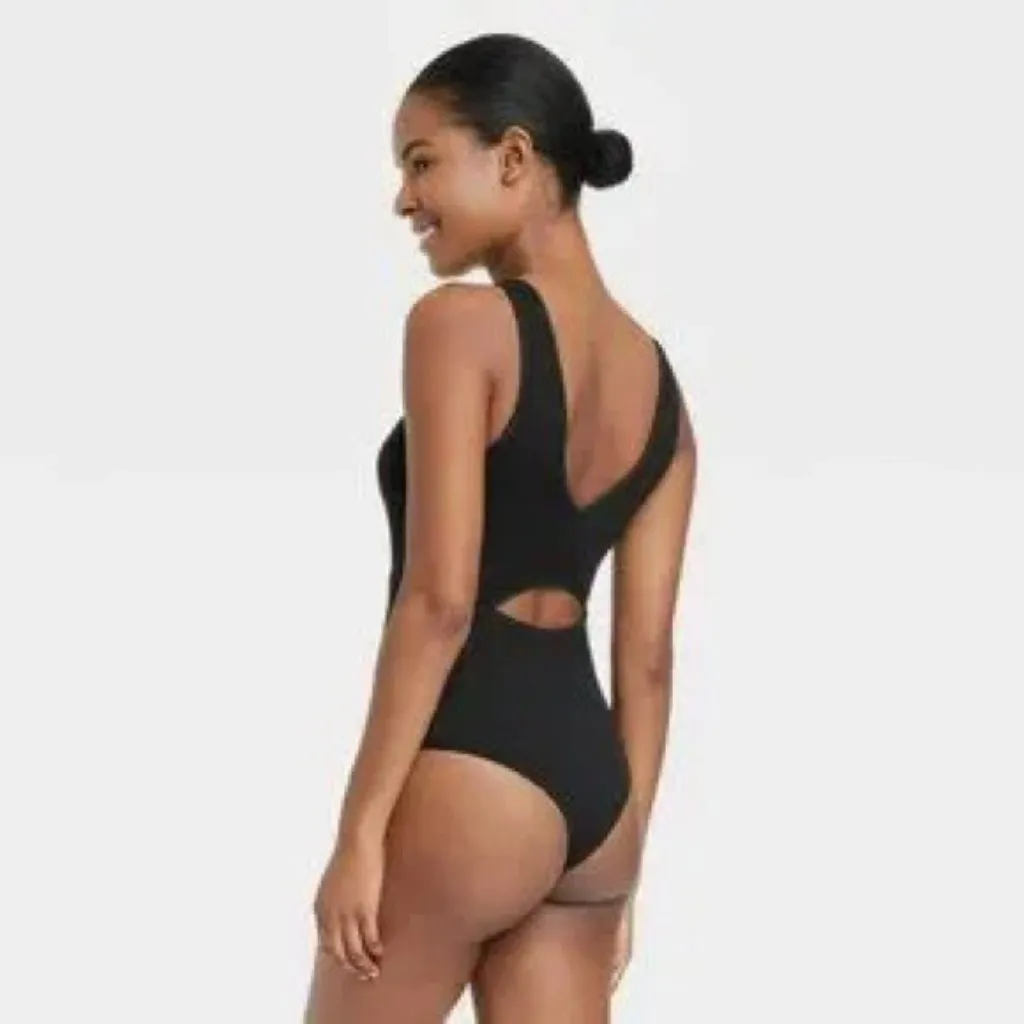Women's Cut Out Bodysuit - Image 3