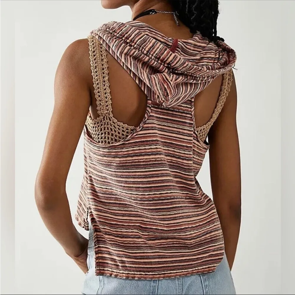 Free people we the free on fire in brown tank hoodie sz XS NWOT - Image 2