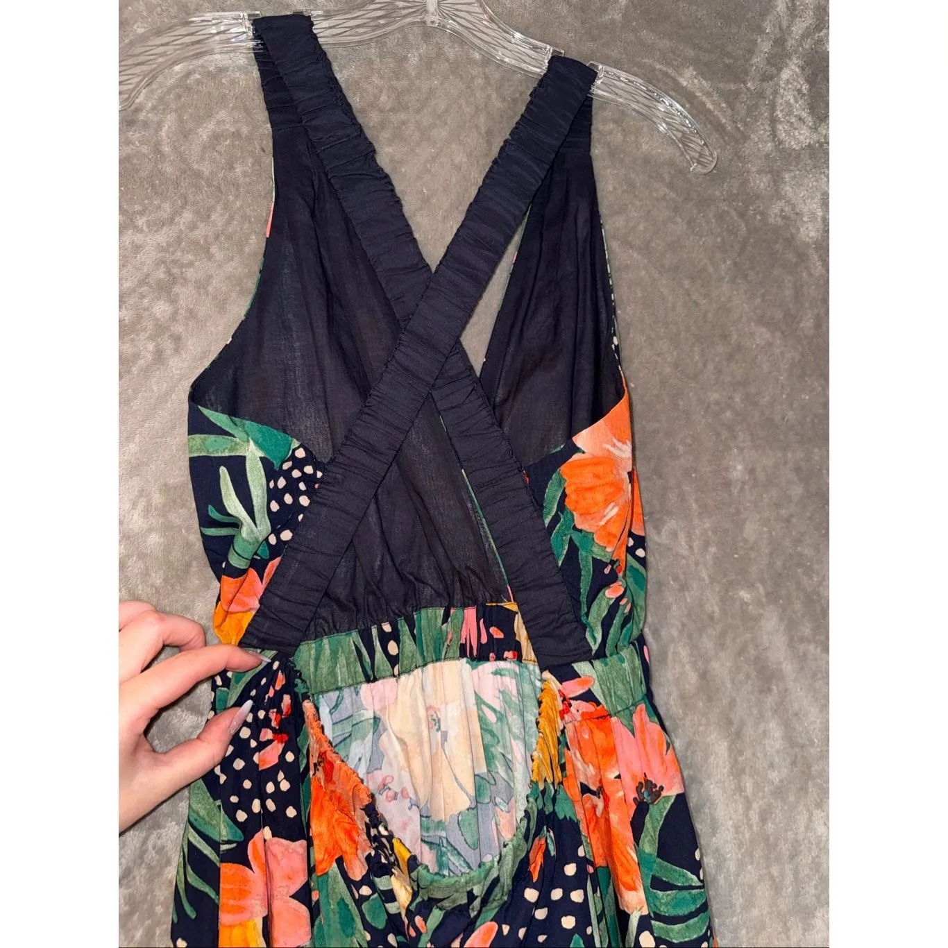 Dress Forum V-Neck CrissCross Open Back Floral Maxi Dress Medium #767 - Image 8