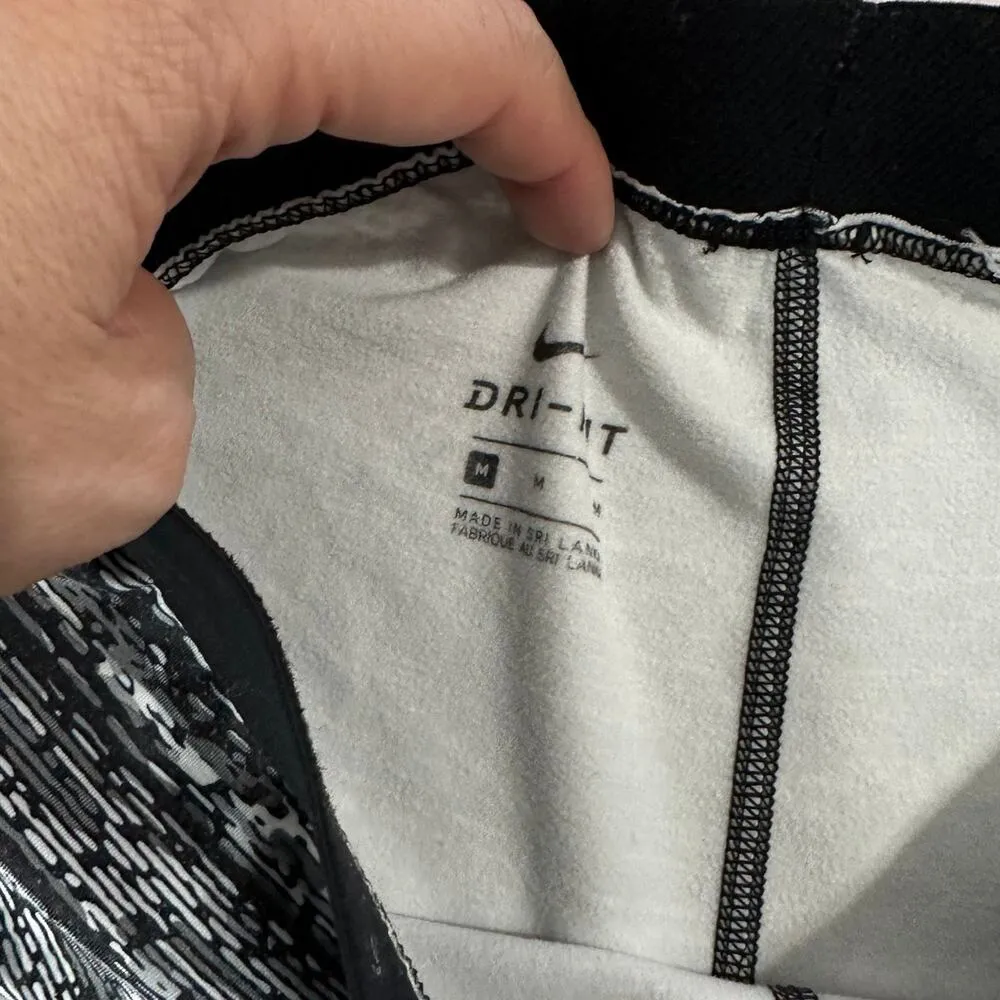 Nike pro leggings - Image 6