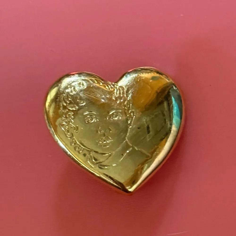 Gold Heart - Image 2