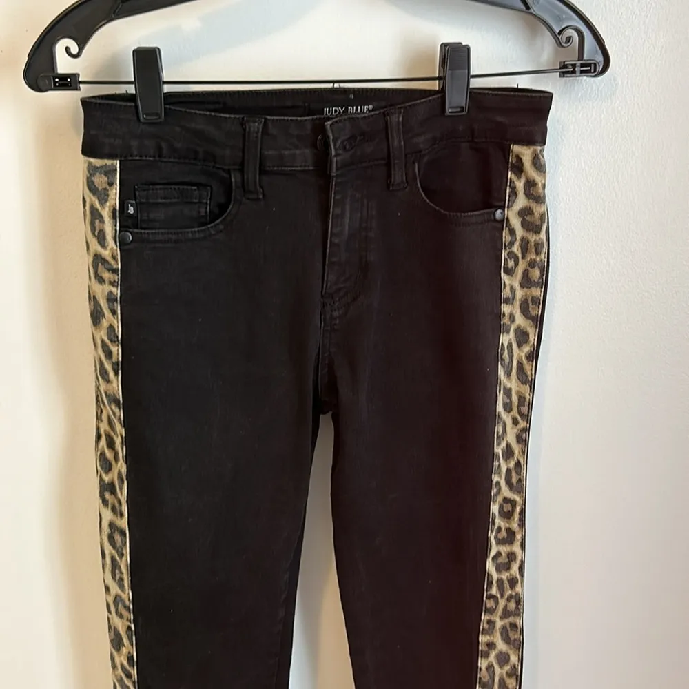 Judy Blue Mid Rise Black Animal Side Stripe Skinny Jeans - Image 4