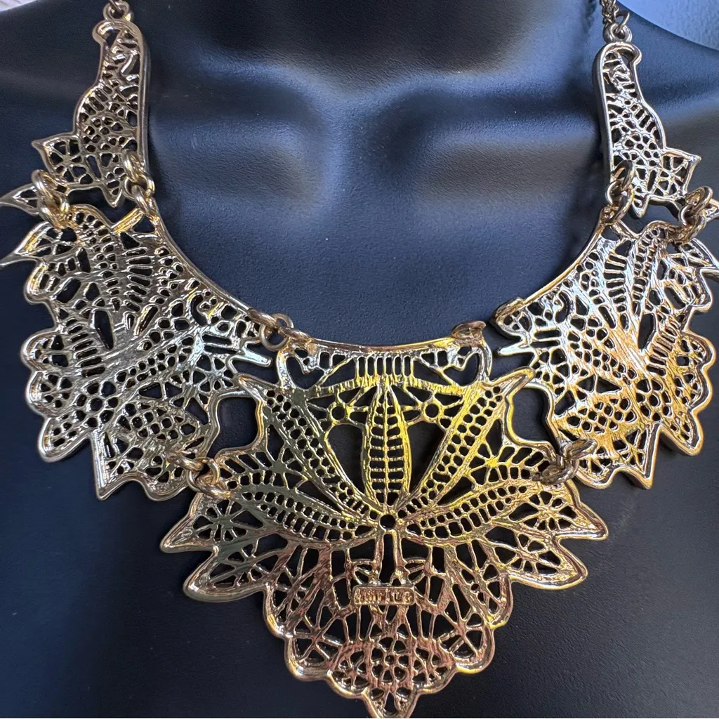 Amrita Singh Gold Filigree Necklace - Image 12