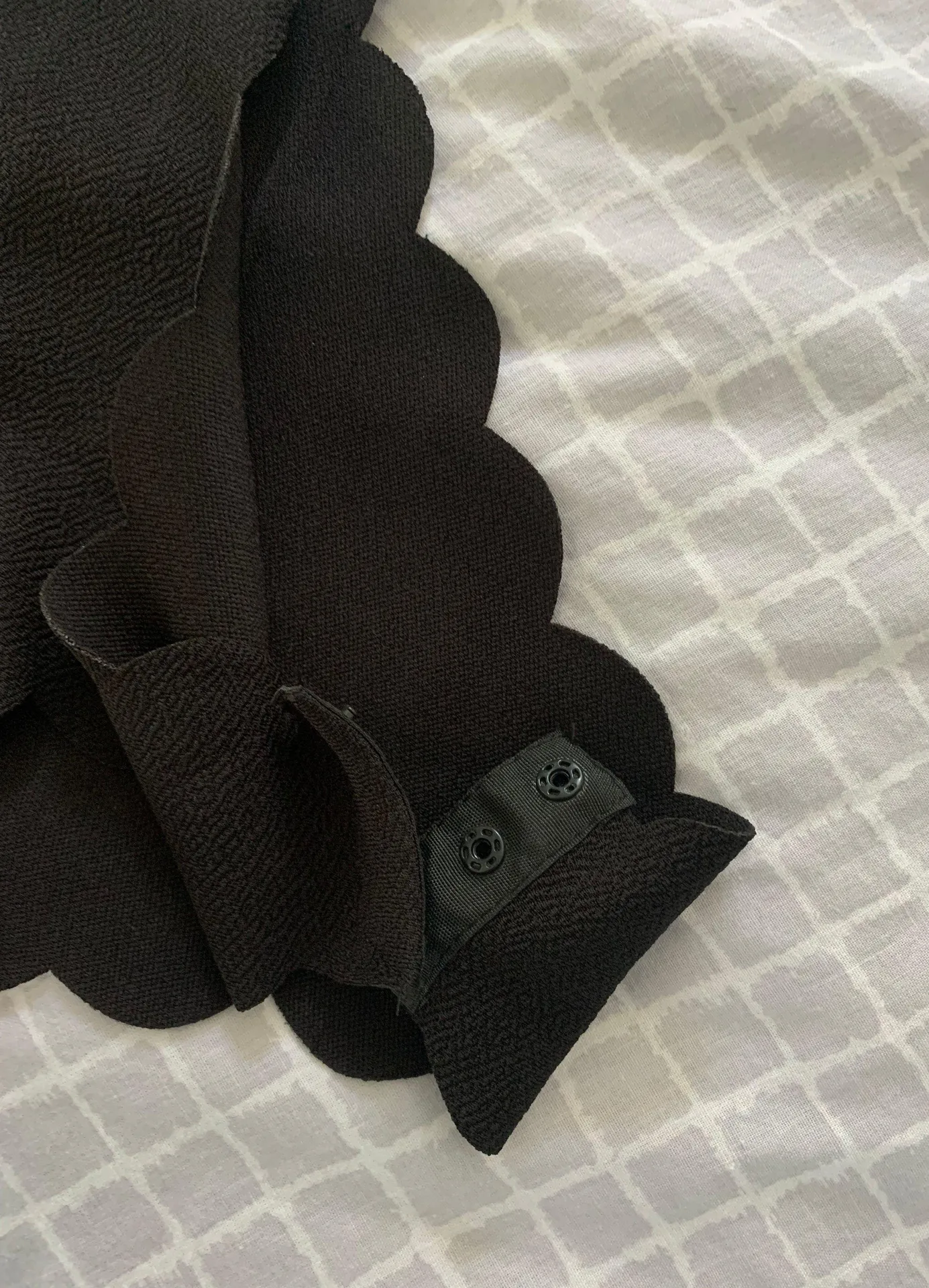 SheIn Black scalloped edge bodysuit - Image 2