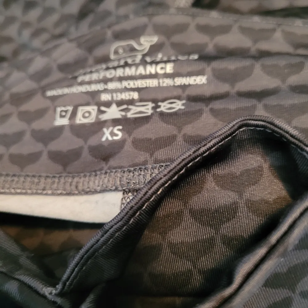 Vineyard Vines Gray Whale Workout Leggings - Image 6