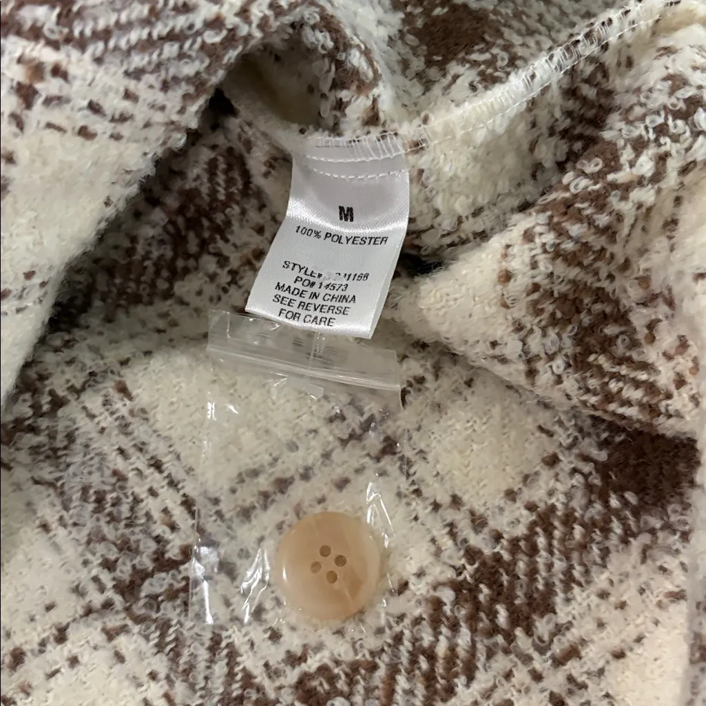 New With Tags Polagram Neutral Plaid Shacket Sz M - Image 8