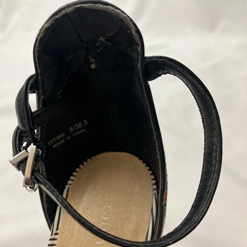 Chinese Laundry tribal print open toe pumps woman’s size 8 - Image 8