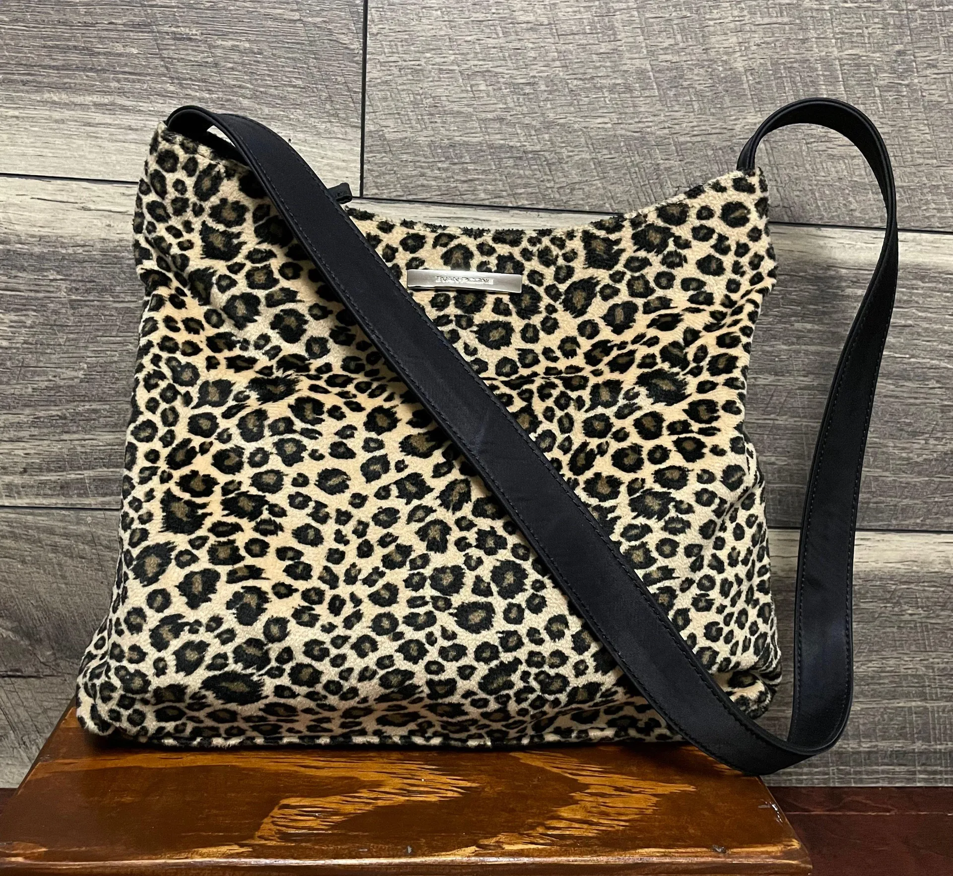 Evan Picone Cream Black Tan Leopard Velvet Shoulder Purse - Image 1
