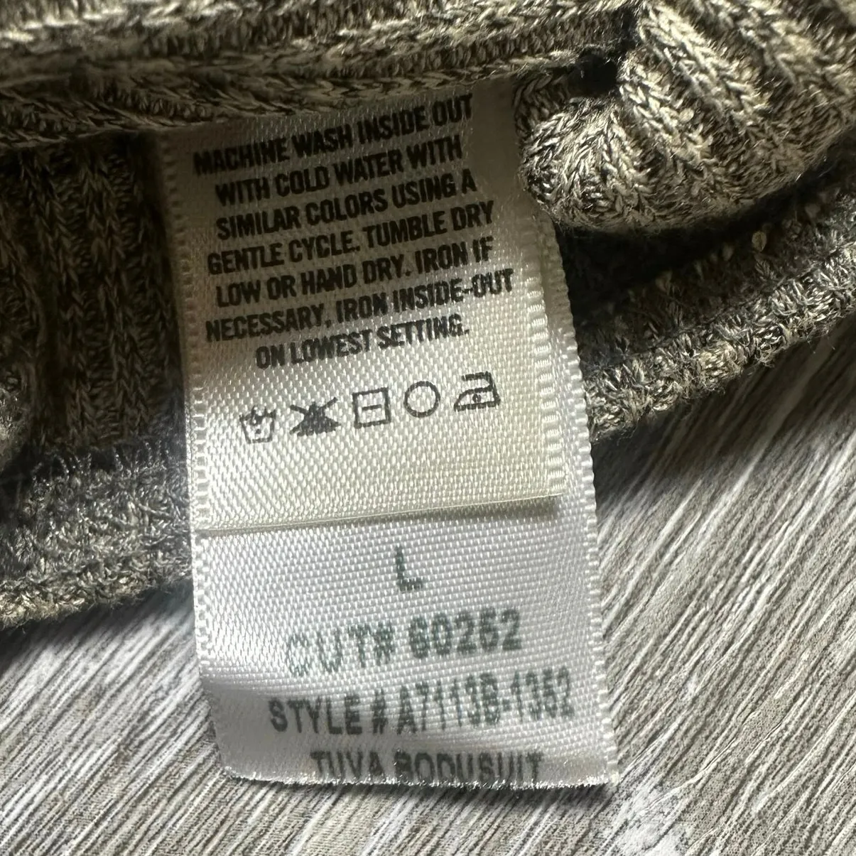 AGOLDE Ribbed Long Sleeve Bodysuit NEW - Image 5