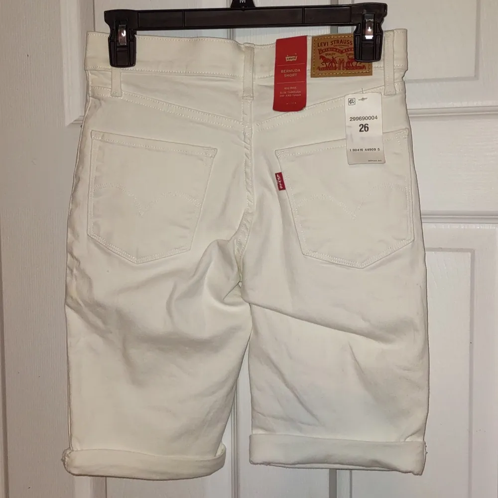 Levi Strauss Bermuda Shorts. (#0963) - Image 2
