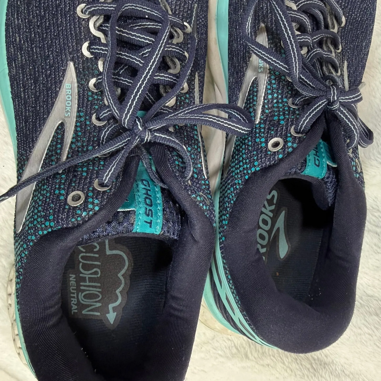 Brooks Ghost 11 9.5M Running Sneaker Shoes Lace Up Teal Workout Sporty Fitness - Image 3