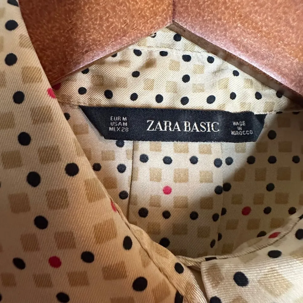 Zara Basics polyester geometric gold button up blouse Sz M‎ - Image 3