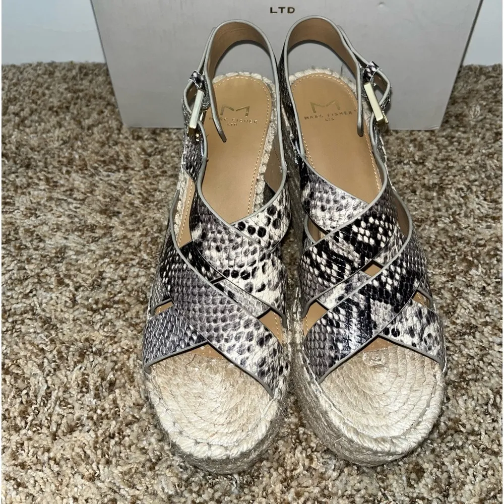 Marc Fisher Alenni Snake Skin Natural Espadrille Wedge Sandals Size 8 - Image 4