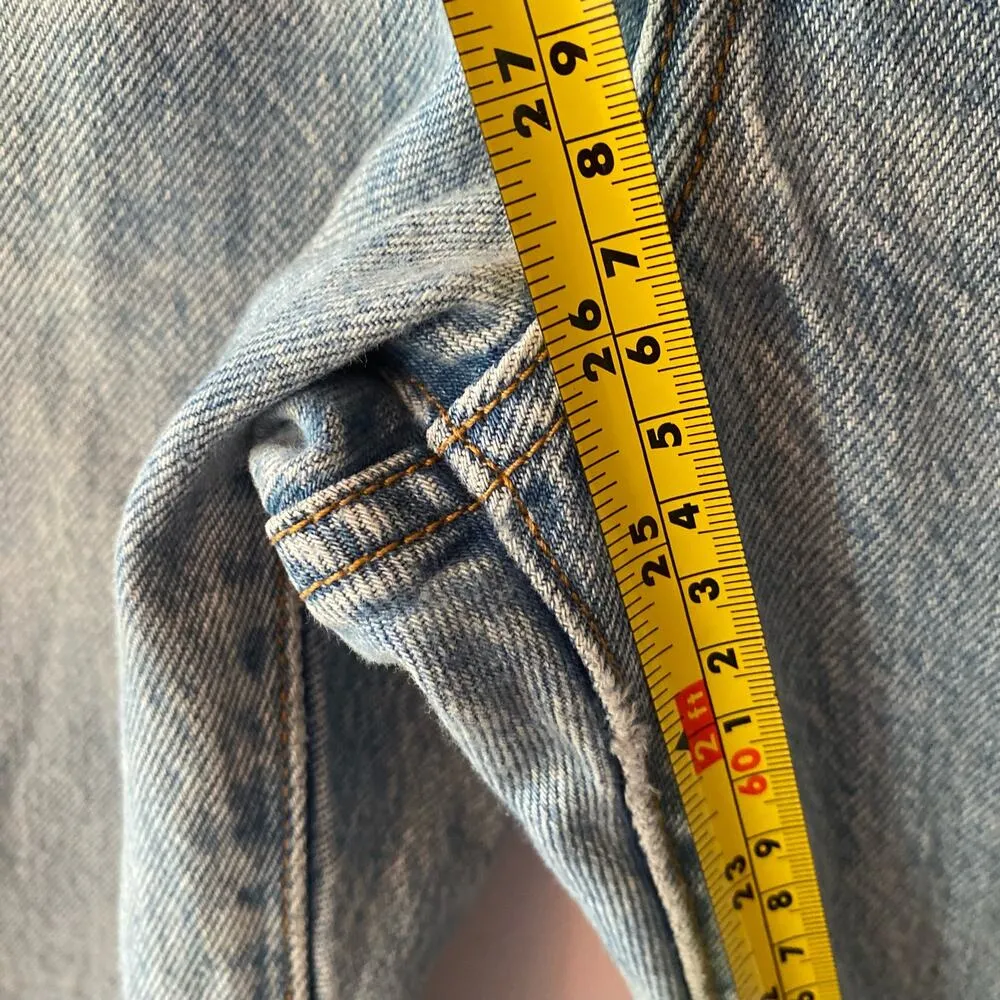 Levi's Premium Women's size 28 Wedgie Straight Light Distressed Button Fly Jeans - Image 13