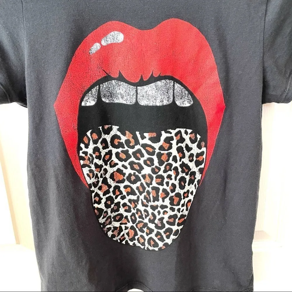 Prince Peter Collection black leopard tongue short sleeved graphic T shirt - Image 5