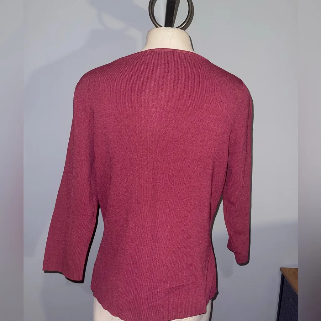 Ann Taylor Burgundy V-Neck Top sweater shirt woman’s large - Image 2