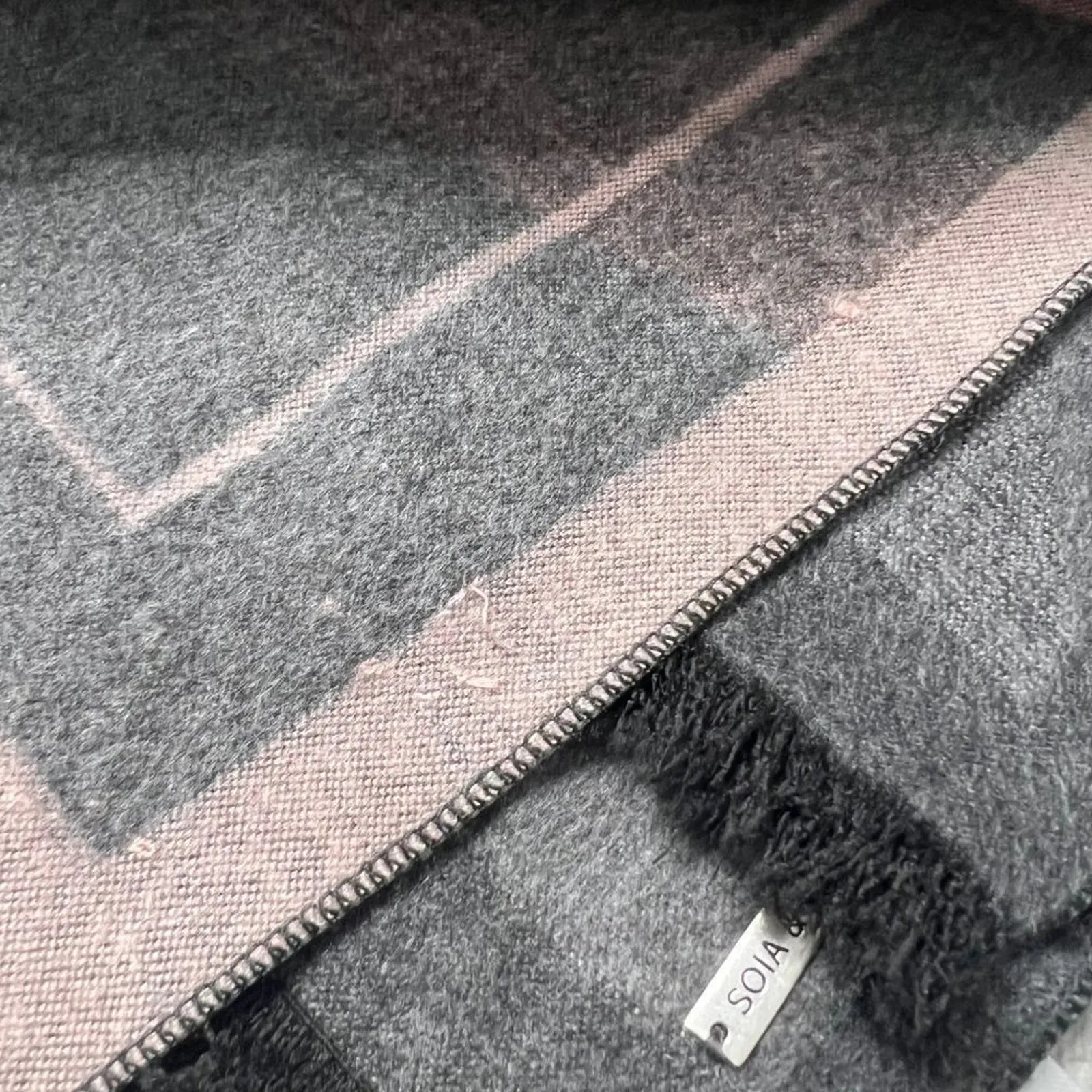 SOIA & Kyo Larisa Scarf Wrap Shawl in Rose and Charcoal Gray Blanket Scarf - Image 8