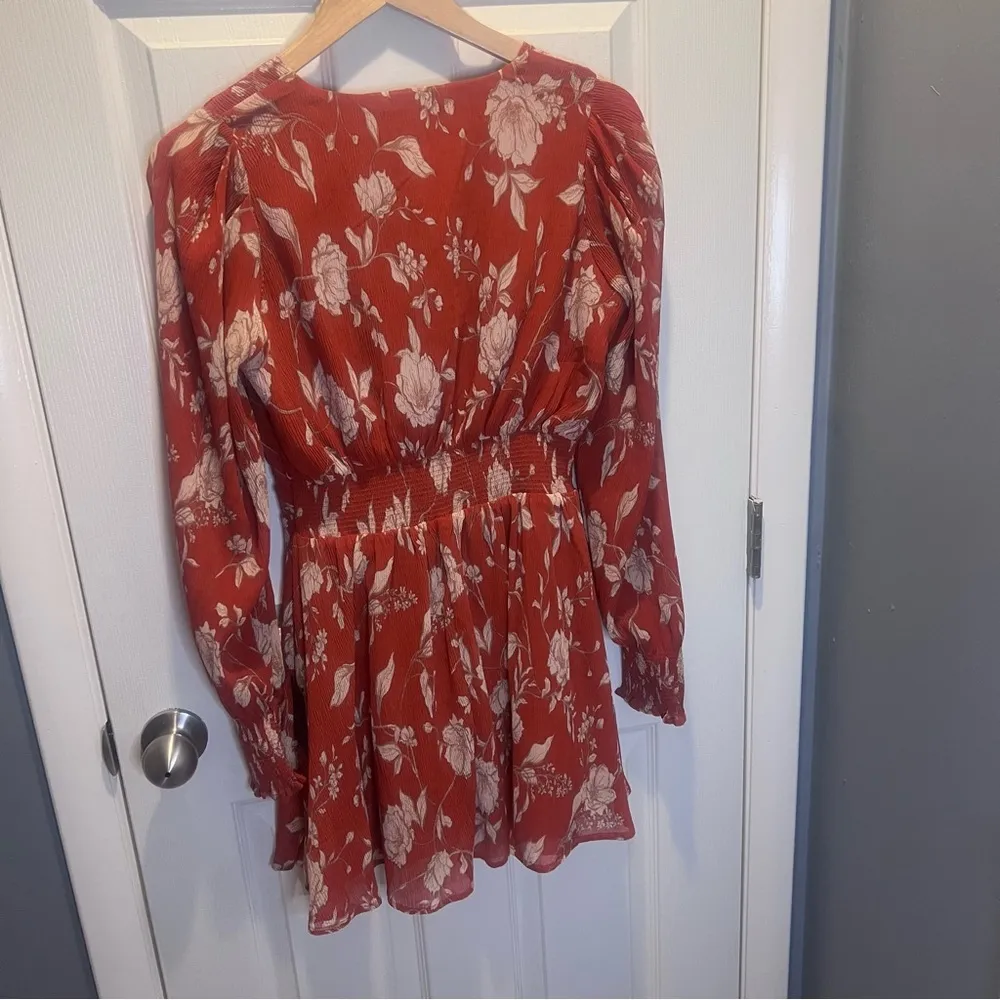 NWT lulus rust floral deep v dress - Image 6
