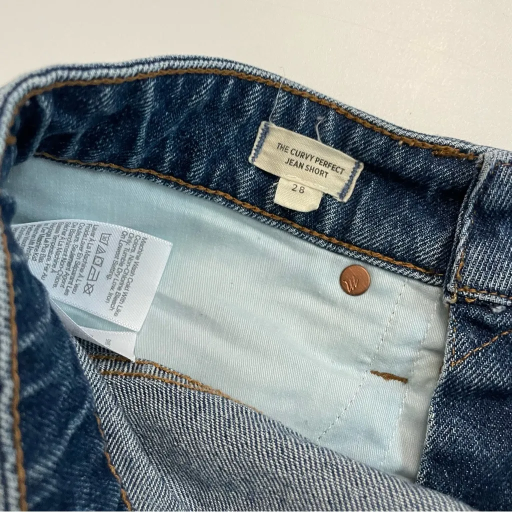 Madewell Shorts The Curvy Perfect Jean High Waisted Raw Hem Medium Wash Blue - Image 7