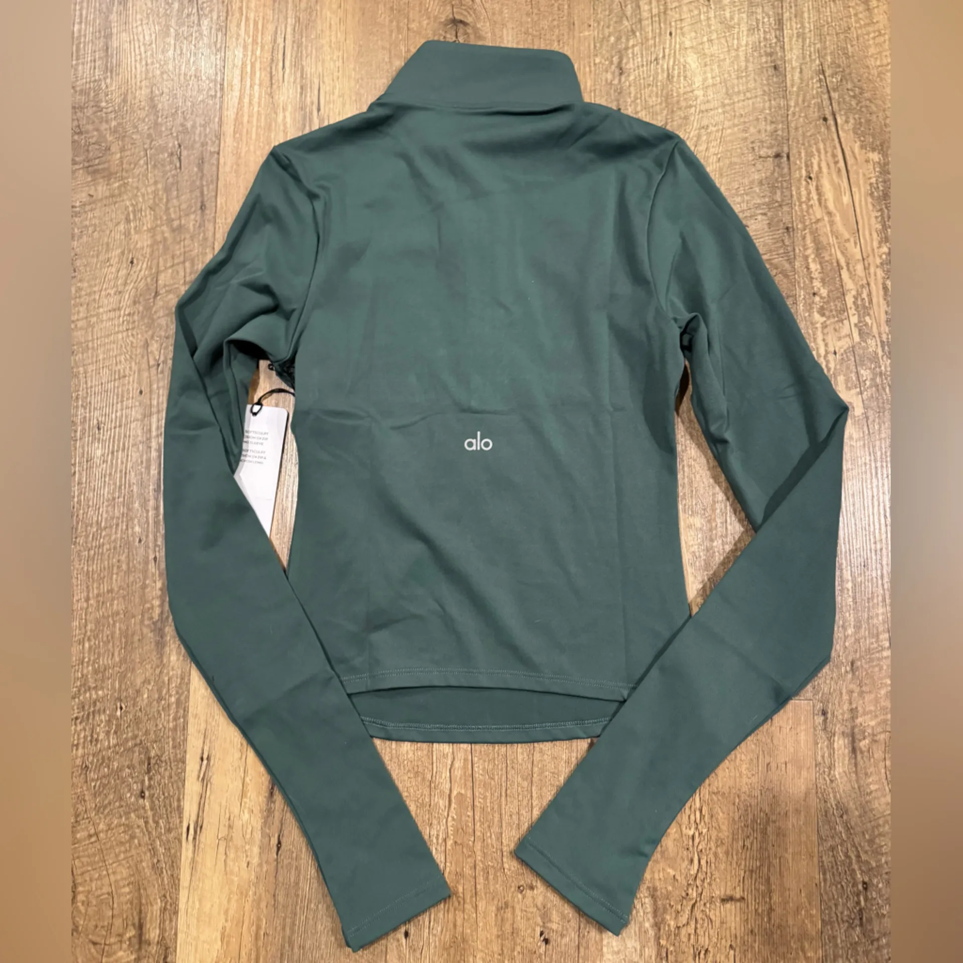 NWT ALO Yoga Softsculpt Precision 1/4 Zip Long Sleeve (Clover Green) Size XS - Image 5