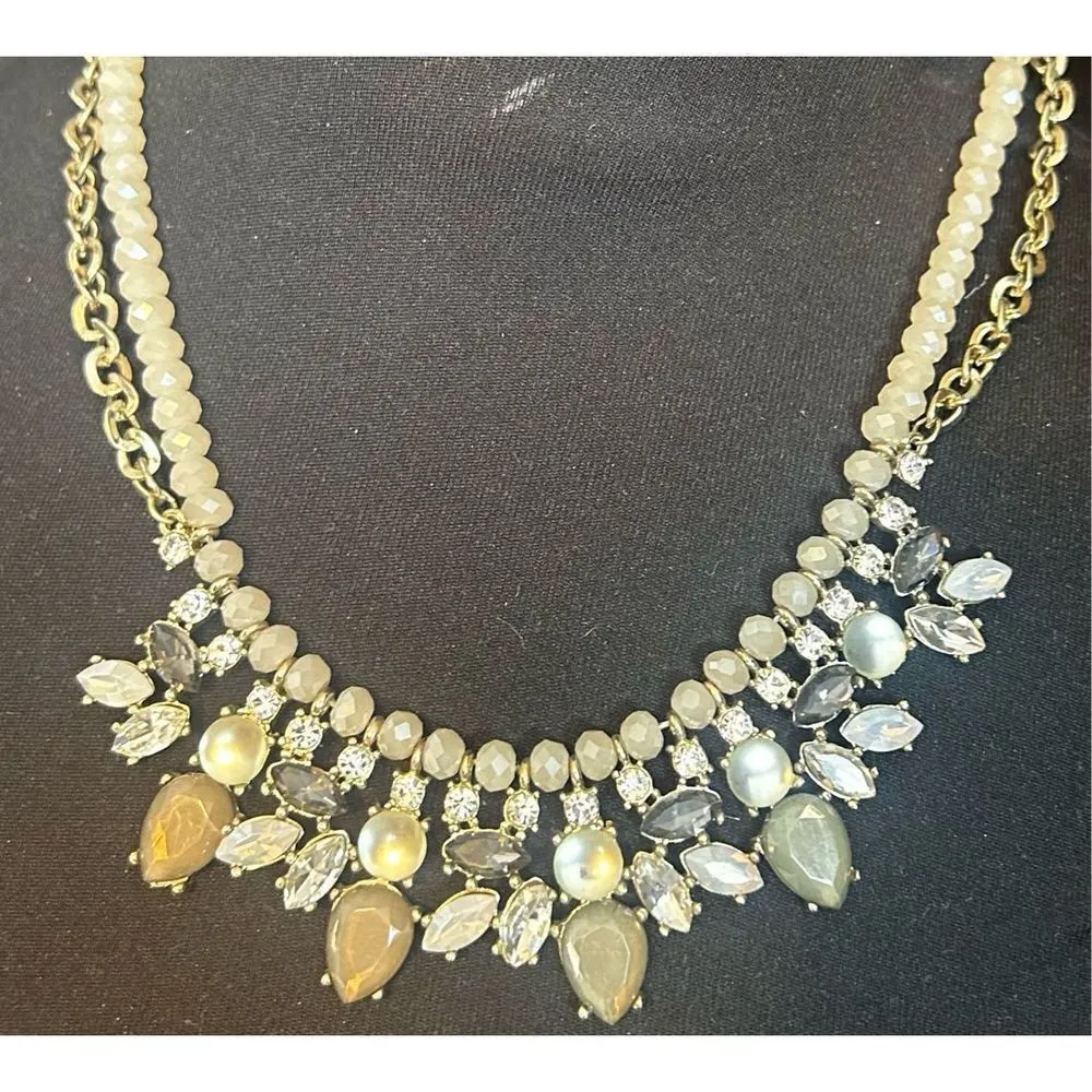 Vintage olive green Rhinestone Crystal Jeweled Bib Collar Necklace & crystal ear - Image 3