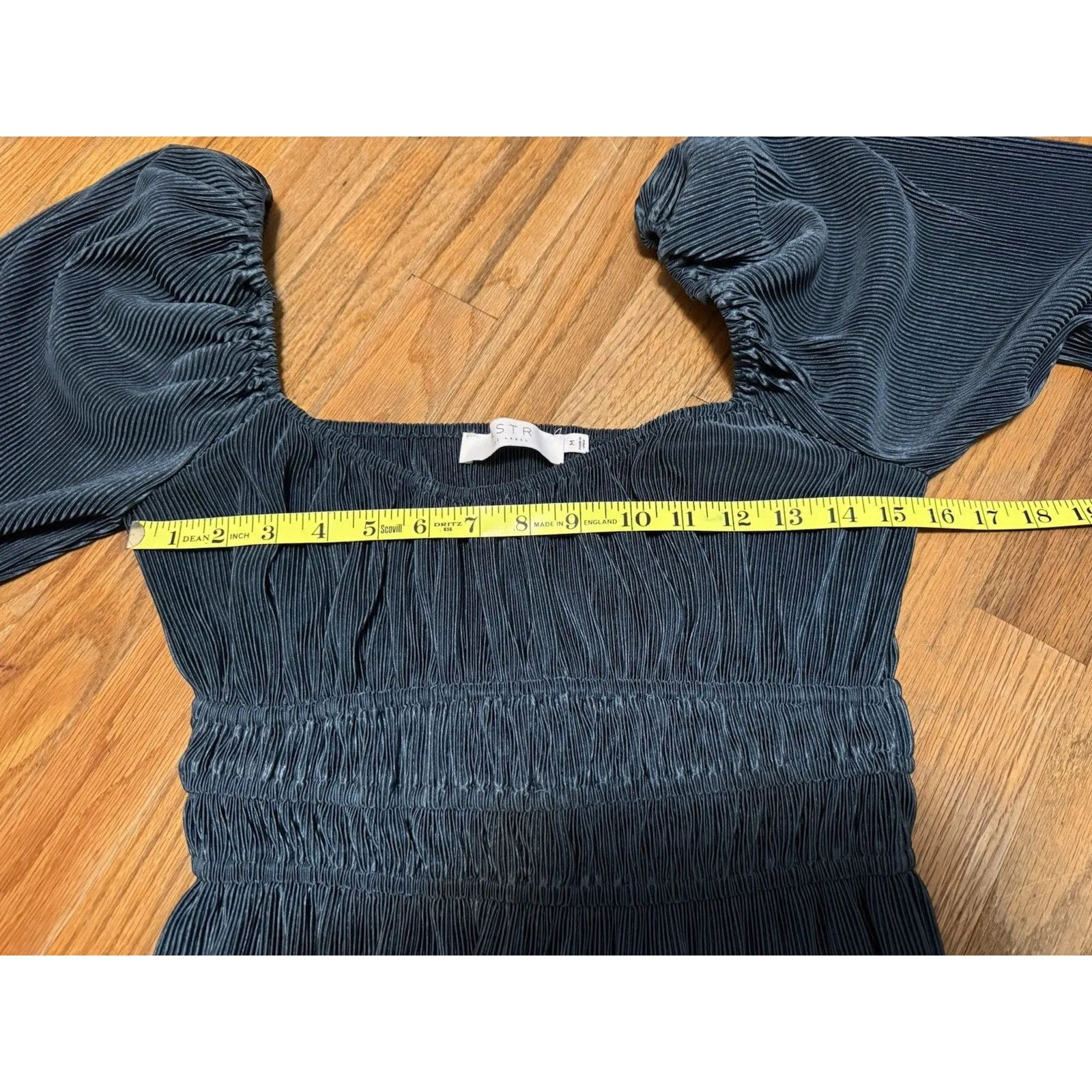 ASTR The Label Ziva Top Pleated Balloon Sleeve Plisse Blouse Deep Teal Medium - Image 8