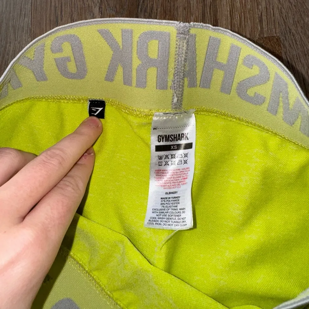 Gymshark Flex shorts size XS - Image 3