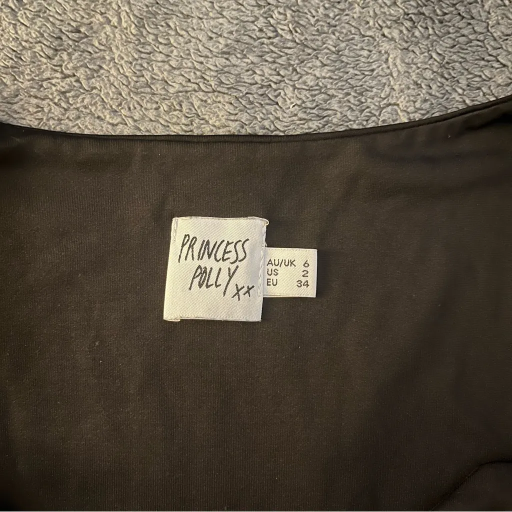 Princess Polly Bolden Black Top Size US 2 - Image 6