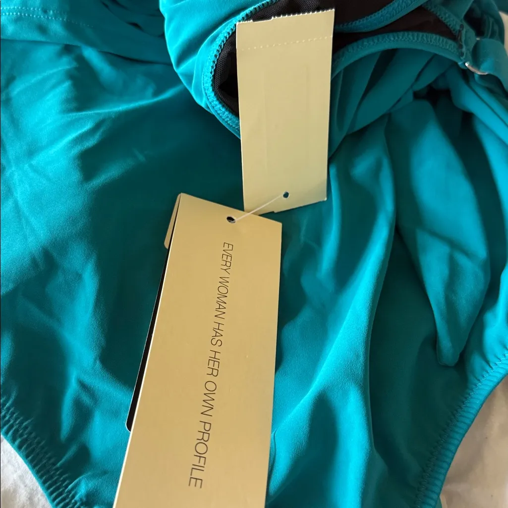 NWT PROFILE BY GOTTEX TUTTI FRUTTI V NECK RUFFLE SURPLICE SWIMSUIT 12 Blue Size L - Image 6