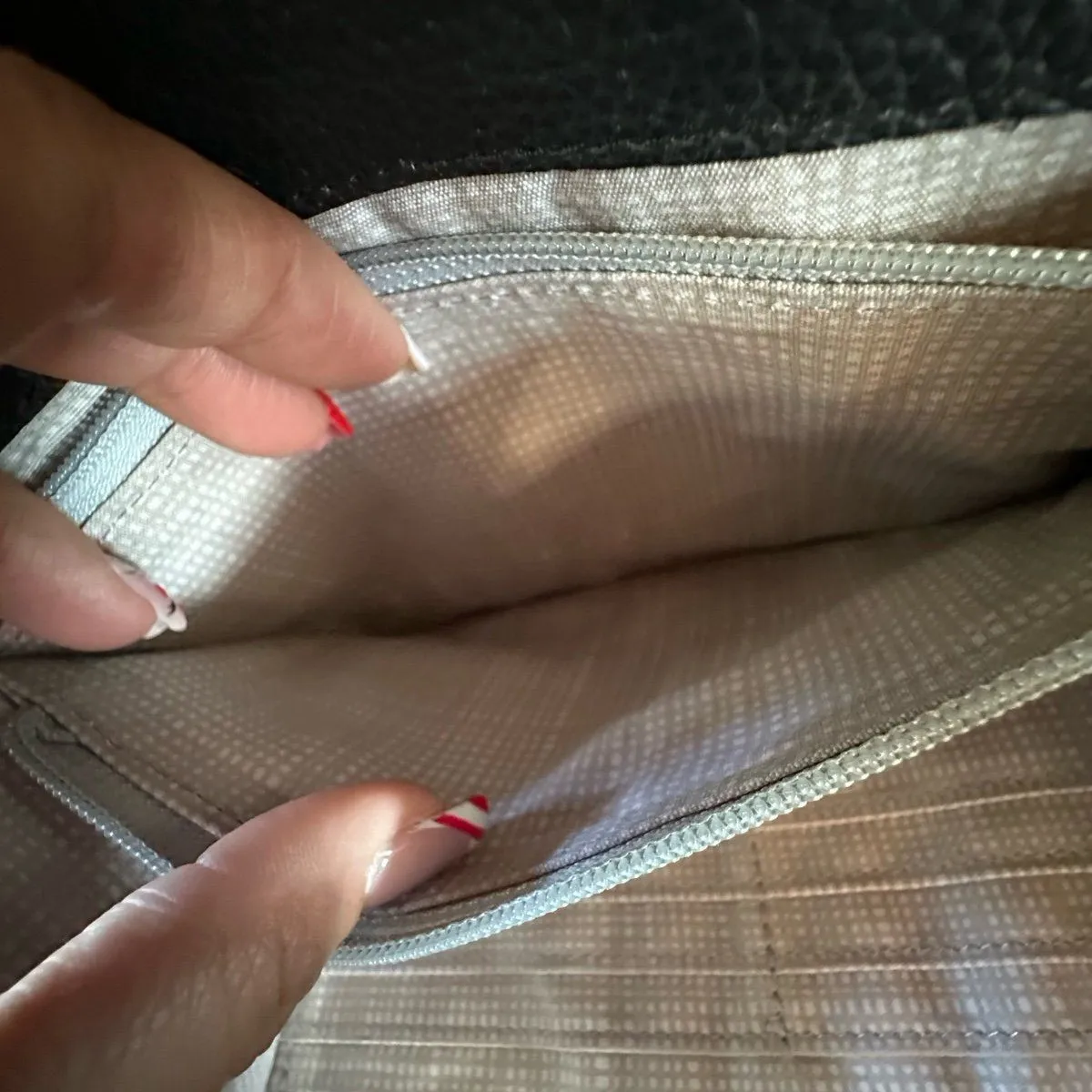 NWOT Rare Brighton Selena Organizer Pebble Leather Silver Hardware Crossbody Bag - Image 8