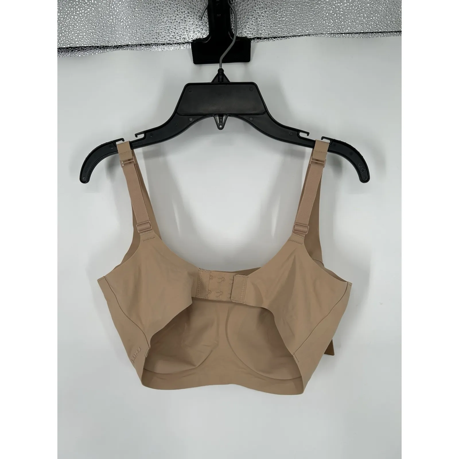 Skims Naked Scoop Bra Wireless Padded Clay Beige Tan Size Medium M DD - Image 2