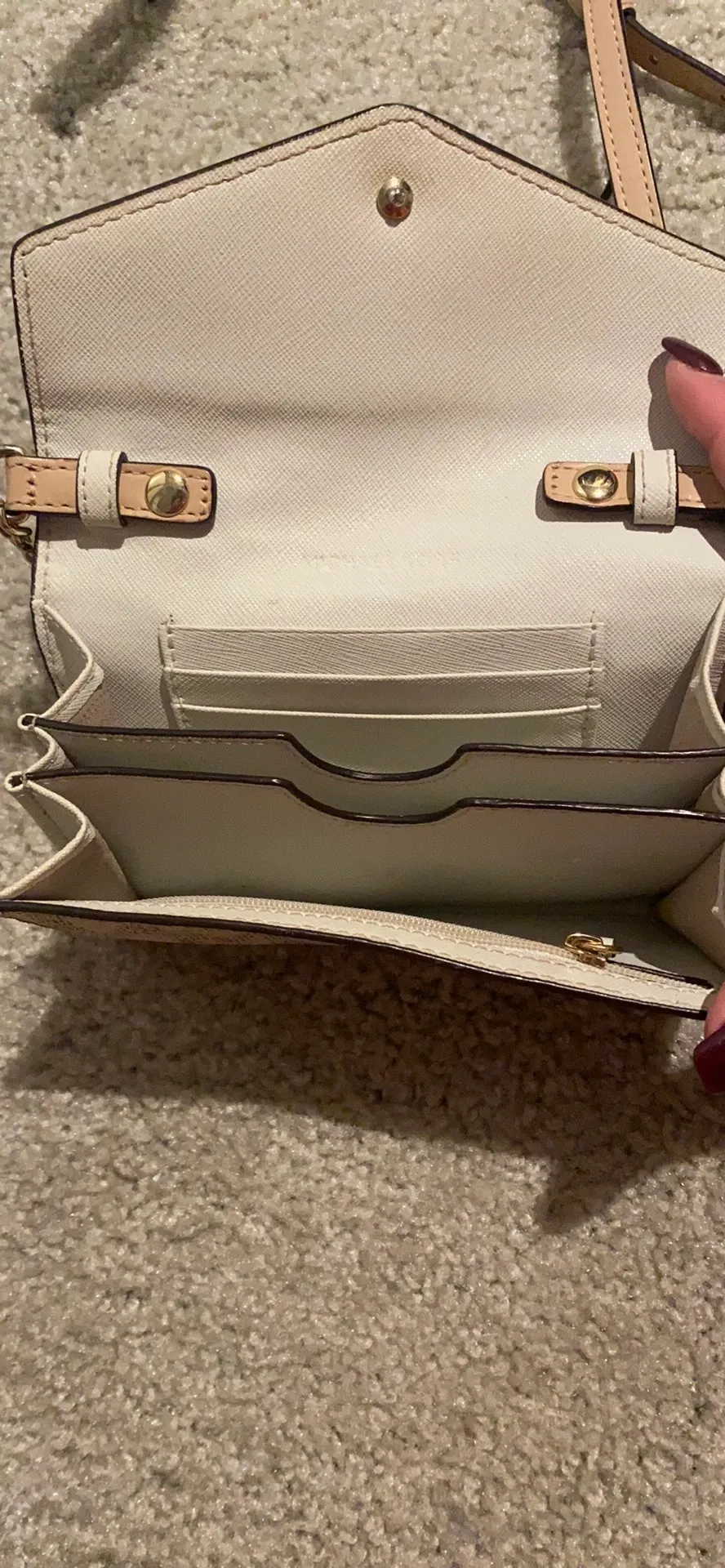 Michael Kors Crossbody - Image 3