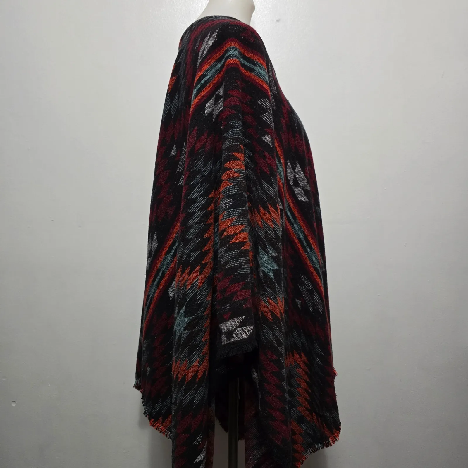 Aztec Geometric Print Fringe Zipper Poncho Cape Sweater Women's One Size Orange Size undefined - Image 4