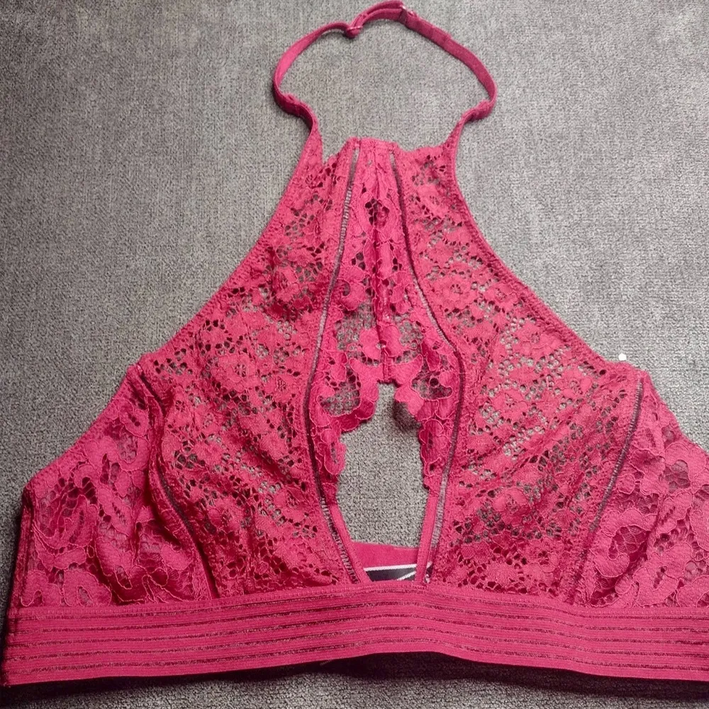 Victoria’s Secret Very Sexy Maroon Lace High Neck Keyhole Halter Bralette - Image 3