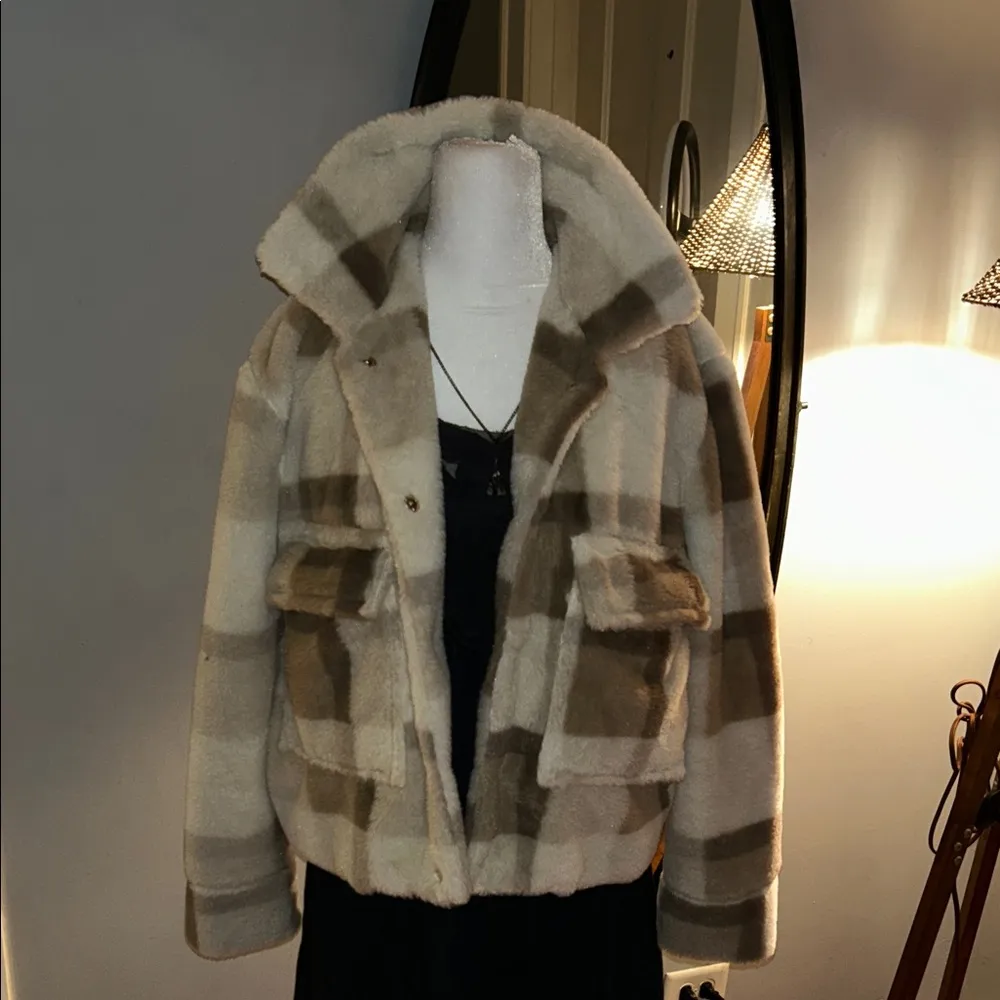 Princess Polly Checkered Teddy Jacket - Brown and Cream - Image 3