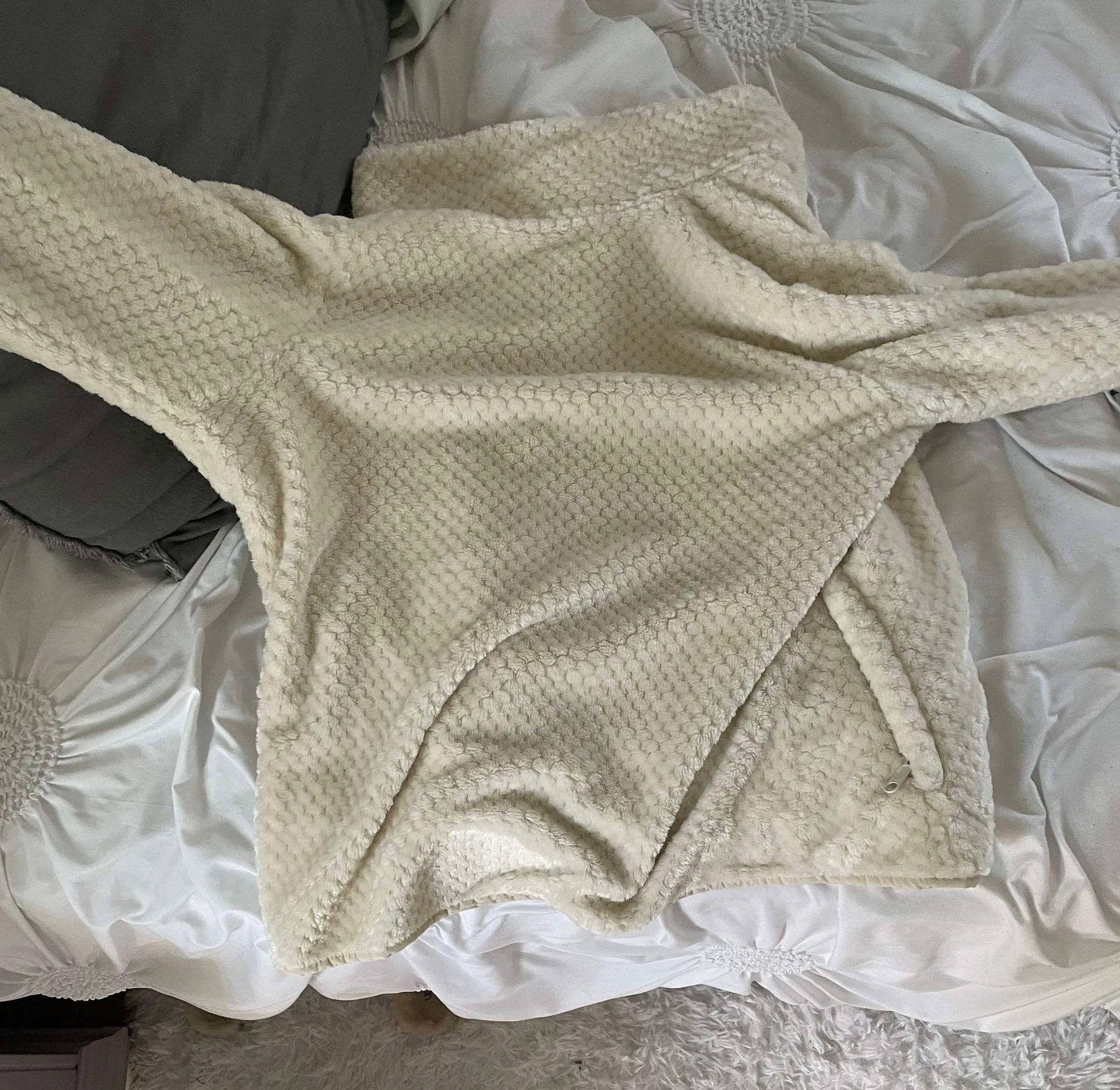 Columbia Zip Jacket - Image 2