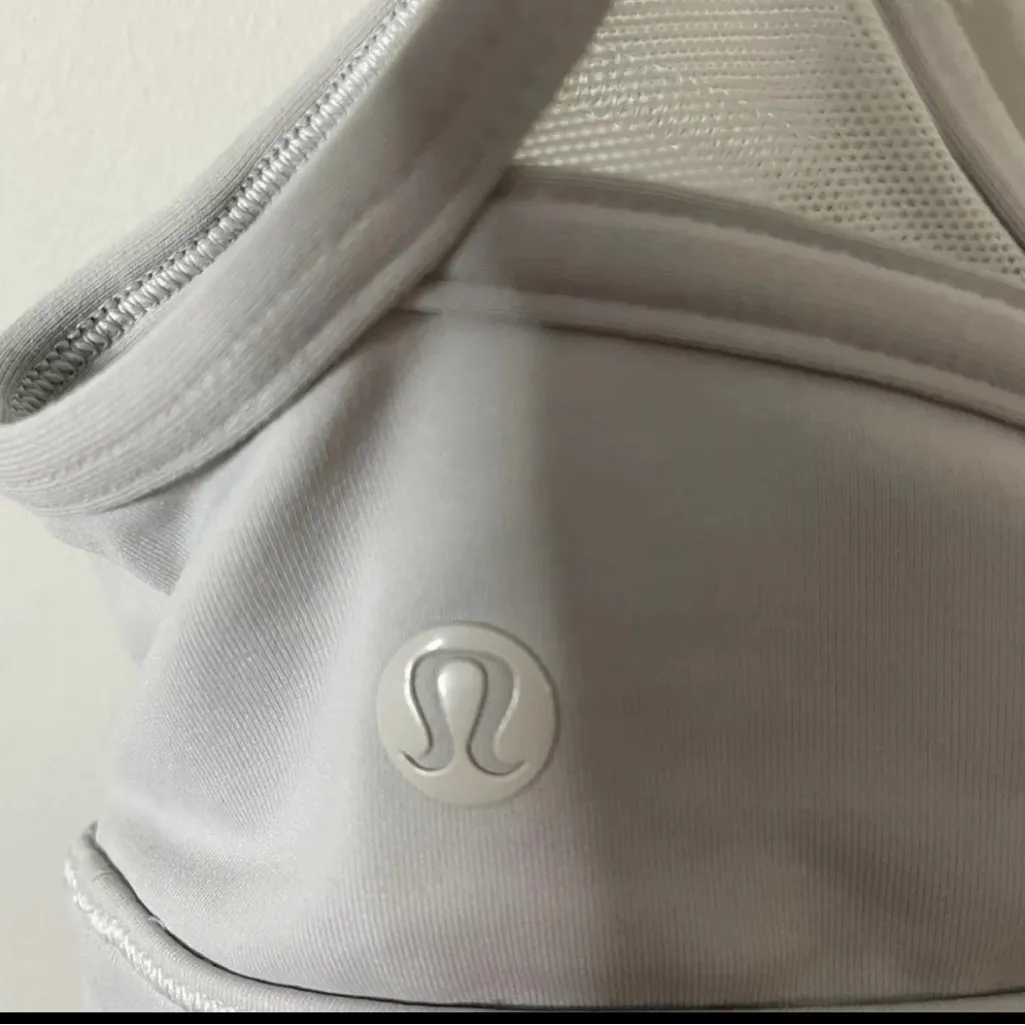 Lululemon Athletica Sport’s Bra Mesh Straps Racerback Pullover  Gray Women Sz 4 - Image 3