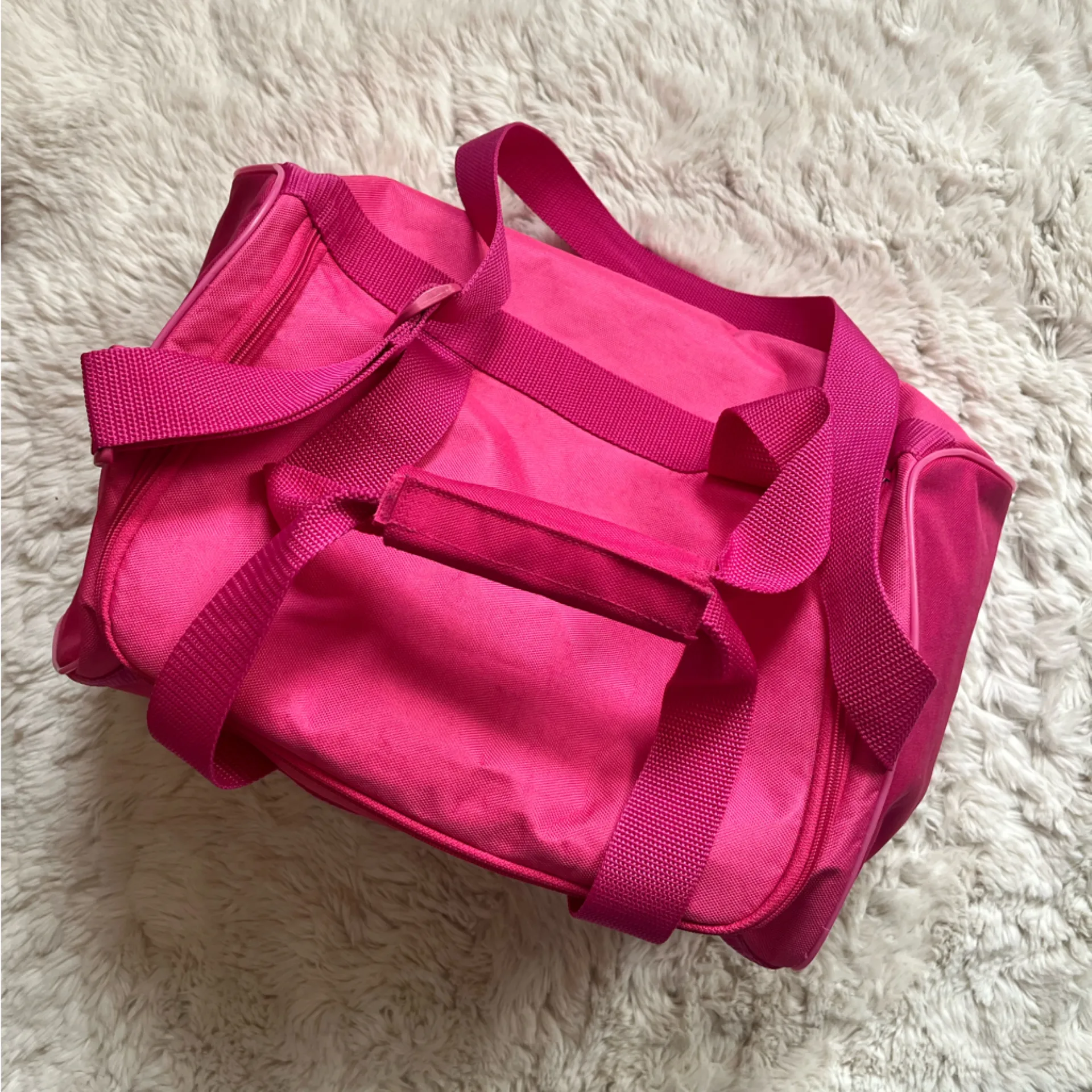 Adidas pink gym duffle carry on bag - Image 3