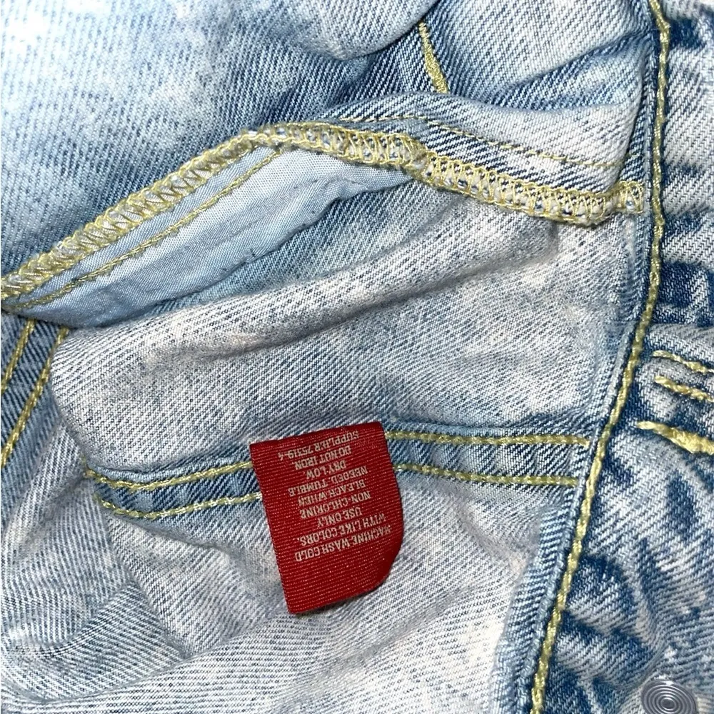 Arizona Jean Company Light Blue Denim Jacket - Image 7