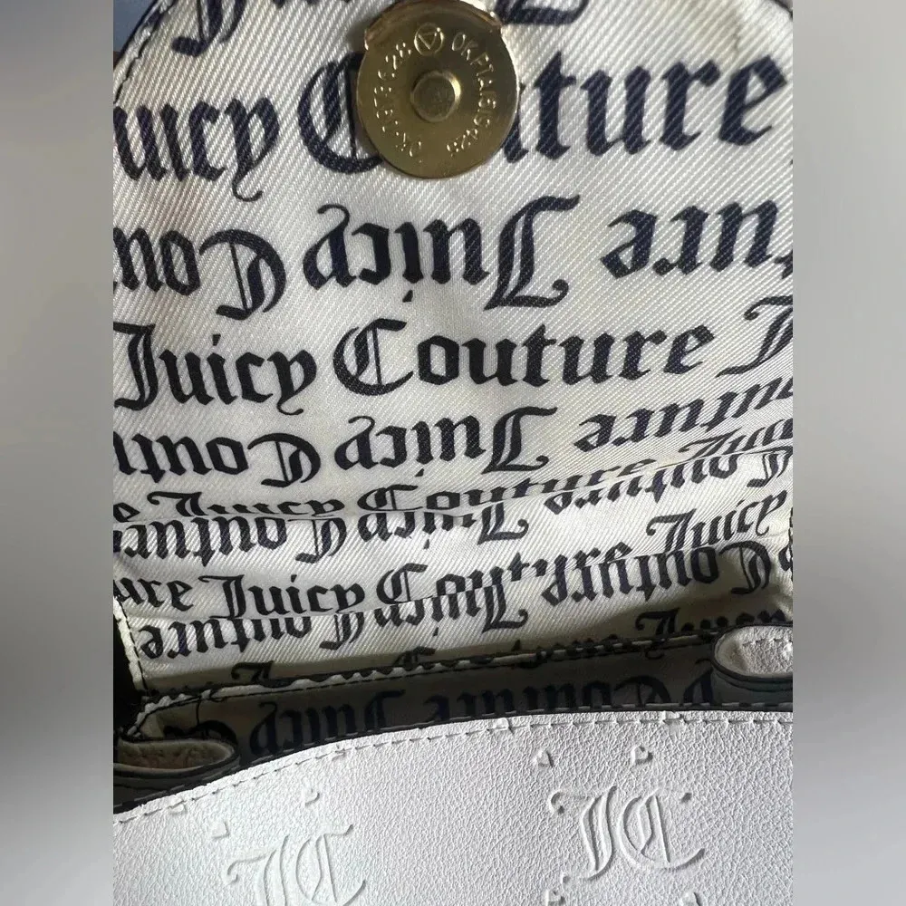 JUICY COUTURE NWT Stay in Circle Crossbody in Angel White - Image 8