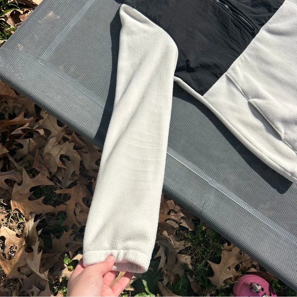 Womens The North Face quarter zip Ladies Fleece Jacket Black White size small - Image 4