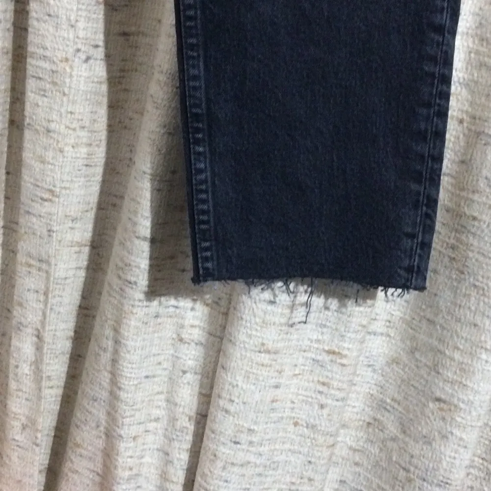 Topshop Raw Hem Crop Straight Leg Jeans In Blue Black - Image 9