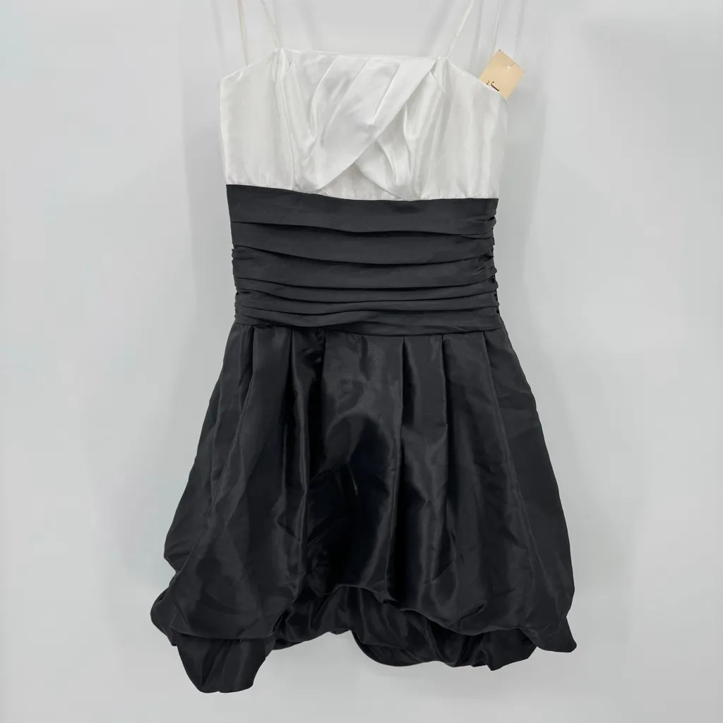 Vintage Black & White Strapless Bubble Skirt Formal Mini Dress Pleated Waist - Image 4