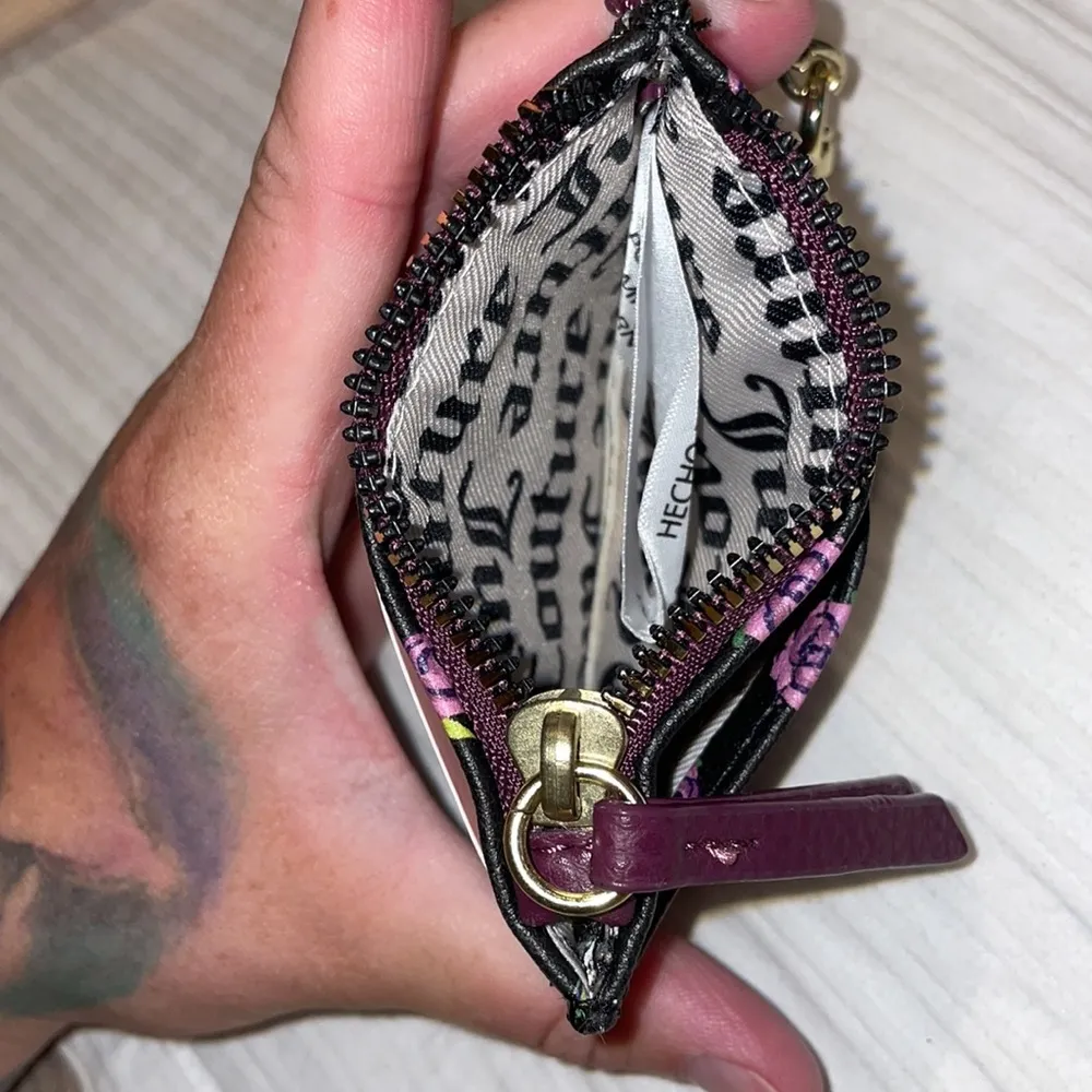 New juicy couture floral card case - Image 4