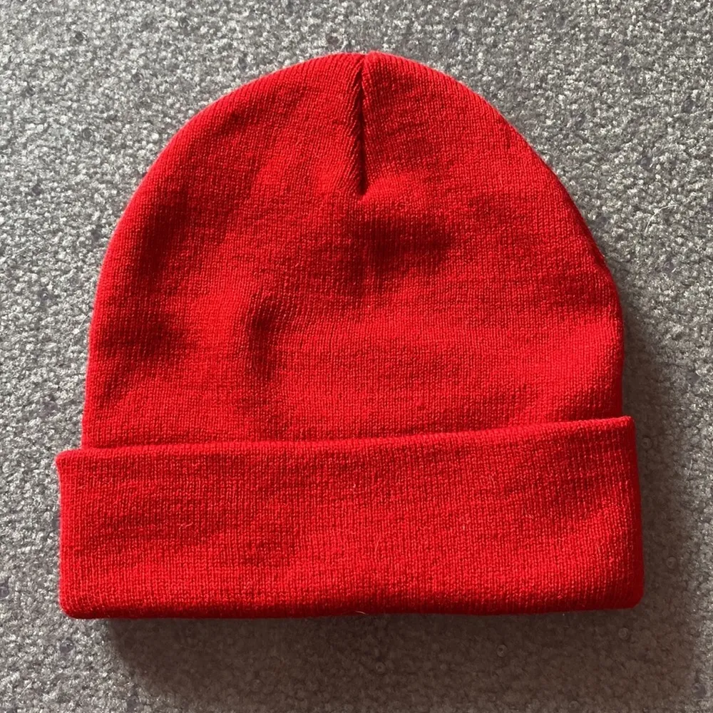 LIMITED EDITION Jeffree Star Beanie - Image 2