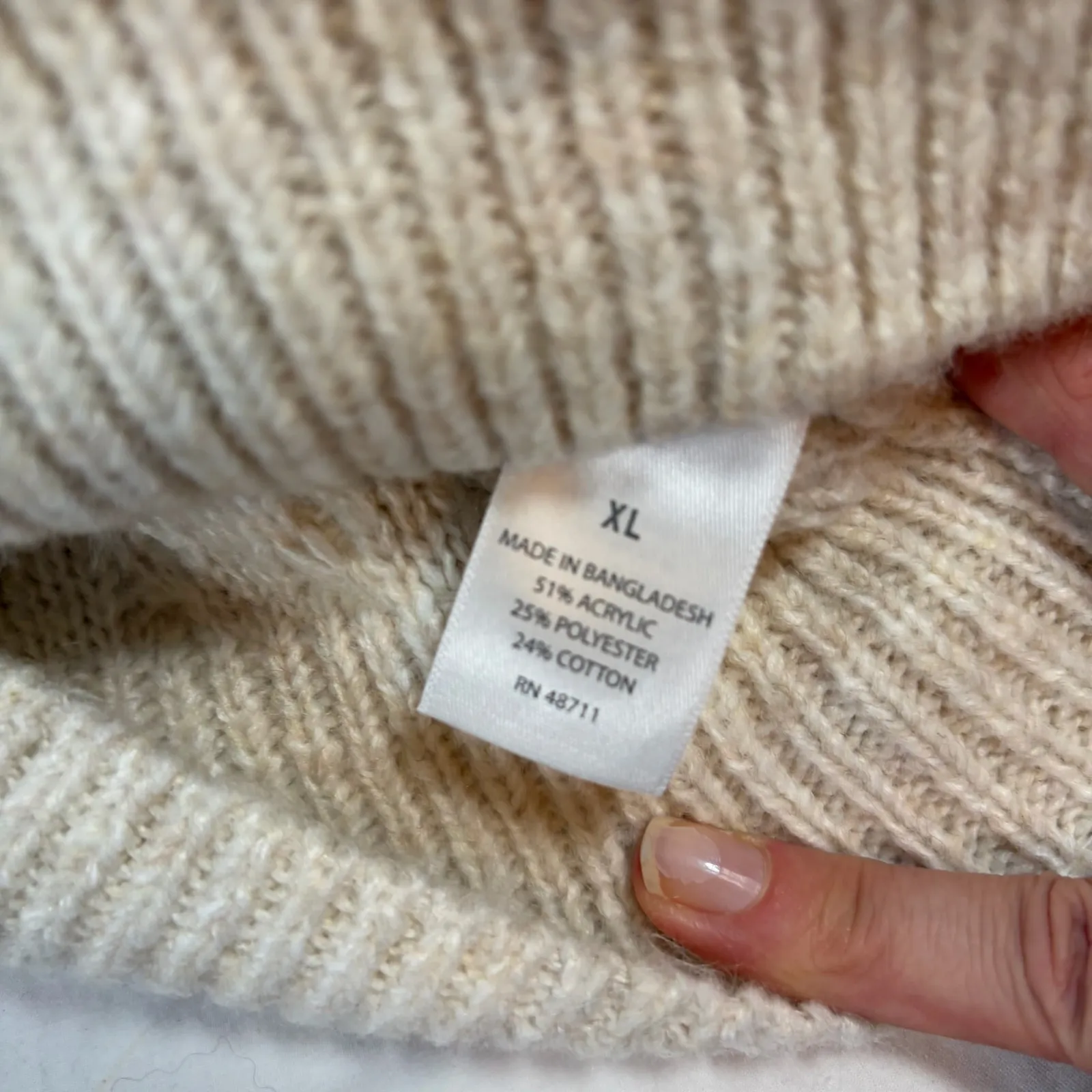 NWT Ophelia Roe women’s cream crew neck puff shoulder pointelle sweater. Size XL - Image 4